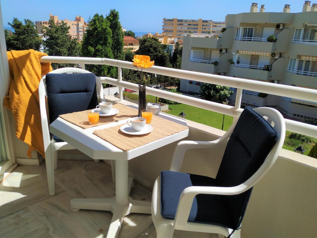 Ferienwohnung Dona Carlota Gardens, Sea Views, Pool, Restaurant Torremolinos Exterior foto